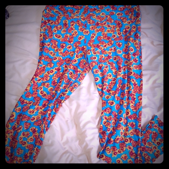 LuLaRoe Pants - Lularoe new leggings. Tall and curvy.